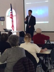 Dr. Nasar Speaks to Community About Exercise and Joint Preservation