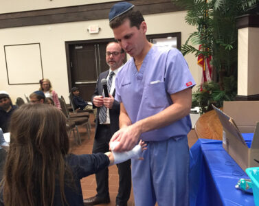 Dr. Alan Nasar Talks With Hillel Yeshiva Students As Part of School’s Health Week