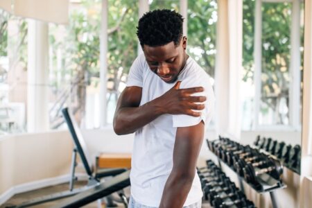 The Benefits of Arthroscopic Rotator Cuff Repair Over Traditional Surgery